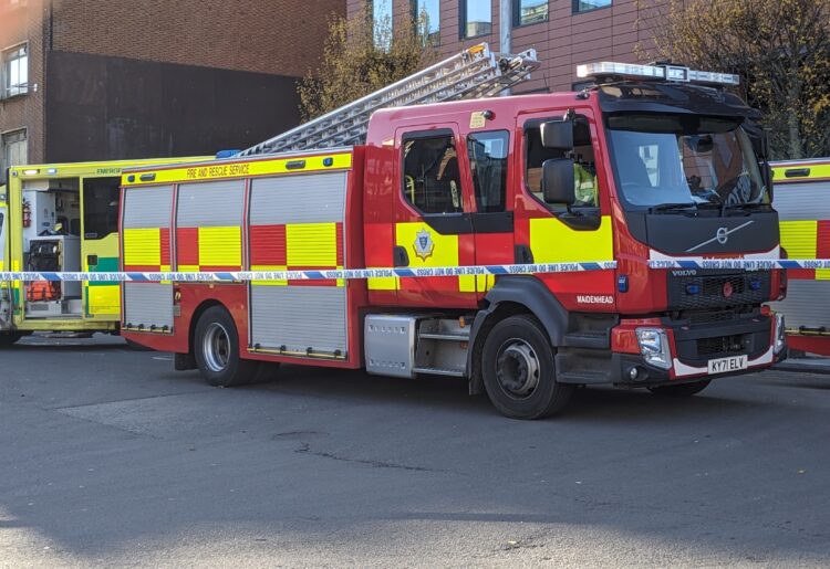 Royal Berkshire Fire and Rescue Service has warned that it is currently responding to a fire in Cardiff Road, Reading, which it says also involves hazardous materials.
