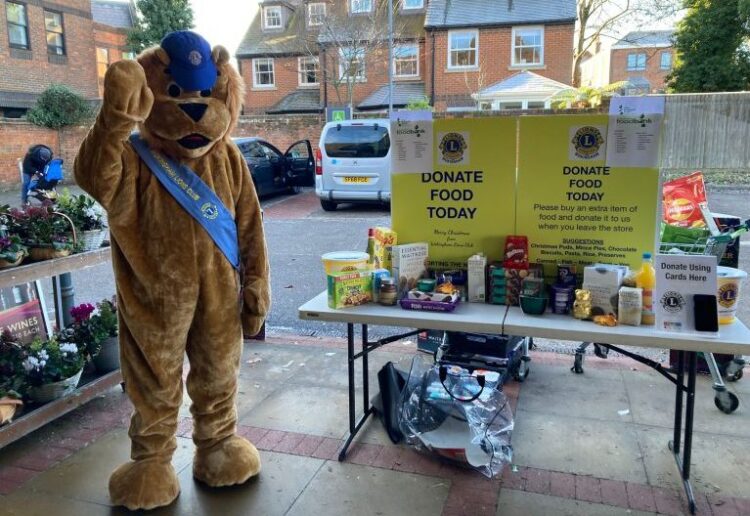 Wokingham Lions work closely with The Wokingham Foodbank who will also receive a substantial donation of non-perishable food, cleaning and personal hygiene products from the collection.