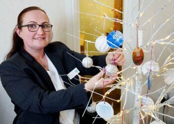 Co-op Funeralcare Bracknell unveils its bereavement tree> picture: Co-op Funeralcare Bracknell
