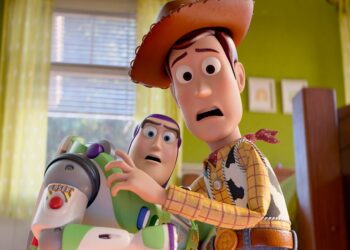 (L-R): Buzz Lightyear (voiced by Tim Allen) and Woody (voiced by Tom Hanks) in Disney and Pixar's TOY STORY 5. Photo courtesy of Disney/Pixar. © 2025 Disney/Pixar. All Rights Reserved.