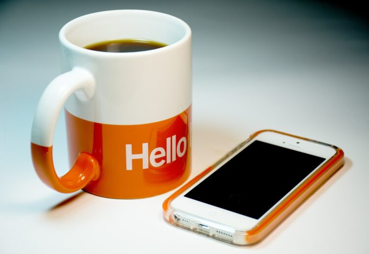 A Friendship Table gives an opportunity to meet people in a safe and friendly environment at Finchamstead Baptist Church cafe every Tuesday morning. PIcture: Derek Robinson via Pixabay