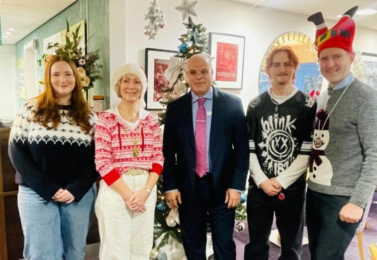 Wokingham Town Mayor Cllr Louise Timlin visited West Oak Care Home. Picture: West Oak Care Home