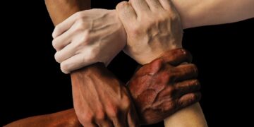 Residents of Reading and Wokingham are invited to tell their heritage, identity and journey stories. Picture: truthseeker08 via Pixabay