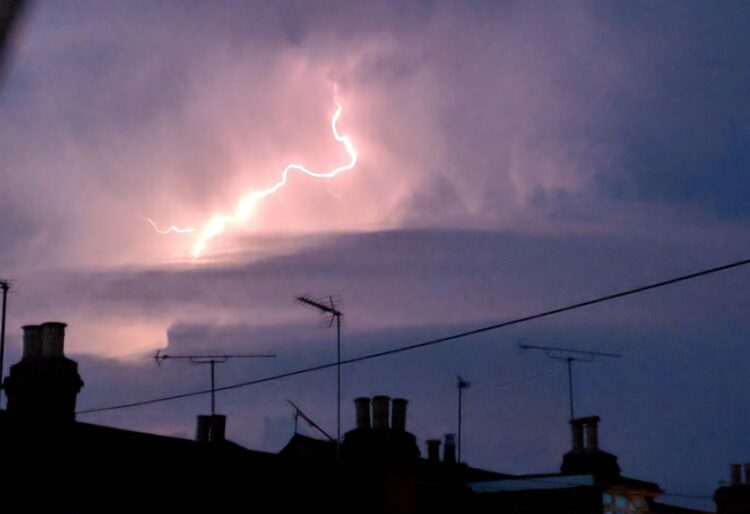 Experts from the University of Reading have shared details about how to stay safe as Storm Goretti continues to cause disruption across the UK.