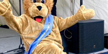 Despite a chilly day, thousands turned out for Wokingham May Fayre on Bank Holiday Monday. PIctures: Emma Merchant