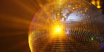 Enjoy a night out with the girls at Wade, in March. Picture: Justin Vogt via Pixabay