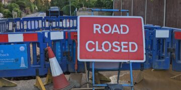 The A33 relief road is set to close overnight as part of rolling closures which will see some of the major roads around Reading upgraded