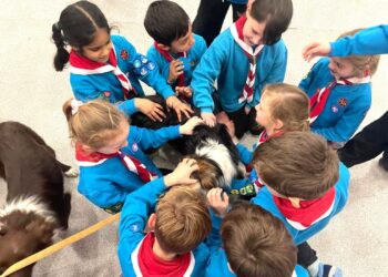 4th Wokingham Beavers loved meeting Richard, Suki and Molly from BSAR. Picture: 4th Wokingham Beavers