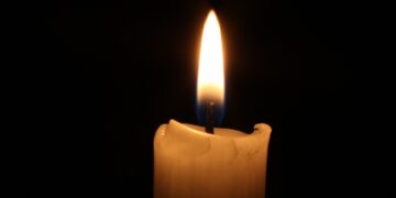 All Saints Church will hold a short service of remembrance to give thanks for the life of a departed loved one. PIcture: Walz via Pixabay