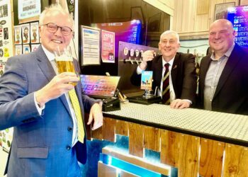 Sir Lindsay Hoyle MP, (centre) the speaker at the House of Commons, was in Finchampstead last week. Pic: Andrew Batt.