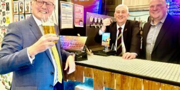 Sir Lindsay Hoyle MP, (centre) the speaker at the House of Commons, was in Finchampstead last week. Pic: Andrew Batt.