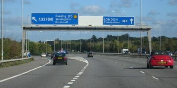 Diversions in place between junctions 10 and 11. Picture: Sandy B via Wikimedia Commons