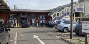 A petition calling for additional parking at Twyford station has received nearly 2,000 signatures. Credit David Sleight, Wokingham Conservatives/Change.org,