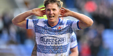 Reading v Bradford City Pictures: Luke Adams