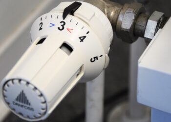 People should be safe in their warm homes, not having to go to warm banks Picture: ri from Pixabay