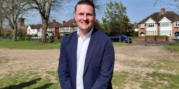 Wes Streeting, the health secretary, at a rally for the Labour Party in Prospect Park, West Reading on Wednesday, April 8. Credit: James Aldridge, Local Democracy Reporting Service