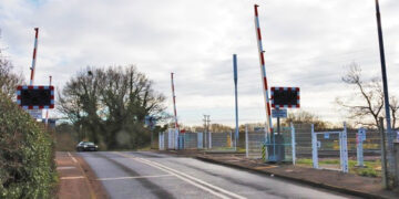 The level crossing at Star Lane in Wokingham, which will temporarily close for this phase of works.