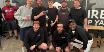 The winning team from Siren.