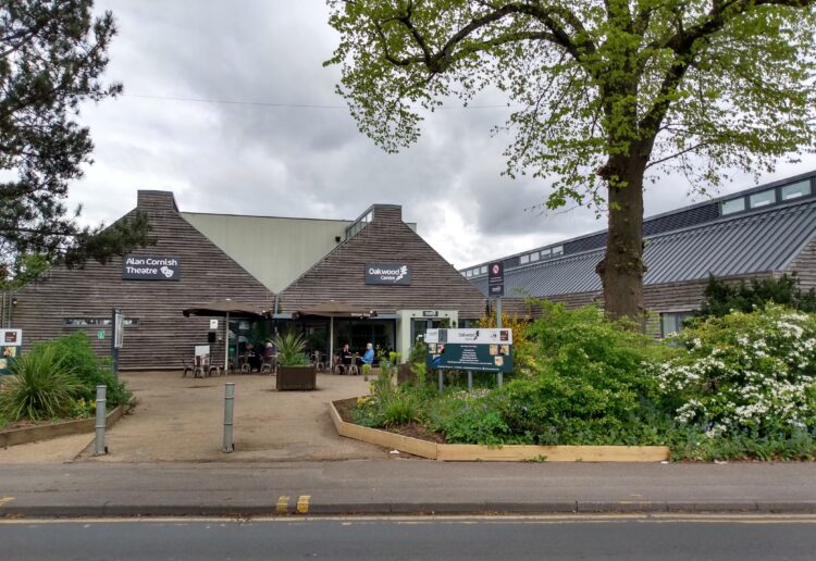 The Oakwood Centre in Headley Road, Woodley. Credit: James Aldridge, Local Democracy Reporting Service.