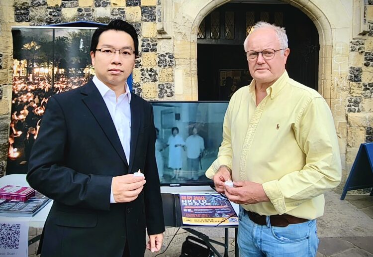 Andy Ng with Wokingham MP Clive Jones.