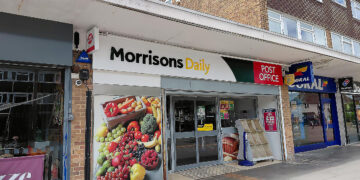 The Morrisons Daily and Post Office at the Precinct in Crockhamwell Road, Woodley town centre. Credit: James Aldridge, Local Democracy Reporting Service.