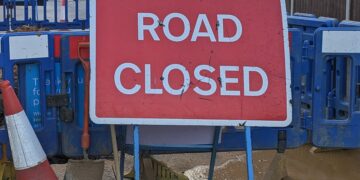 The A33 relief road is set to close overnight as part of rolling closures which will see some of the major roads around Reading upgraded
