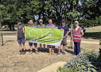 L-R: The amenities team: Rosy Moreton, Gerard Worth, Chris Baker, Chris Haywood, Colin Holland and David Provins from Friends of Woodford Park.