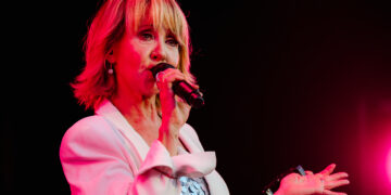 Lulu at |Henley Festival. Pic: Garry Jones.