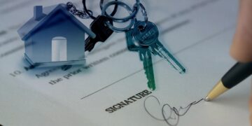 The property market in Reading and Wokingham remains bouyant Picture: Gerd Altmann from Pixabay