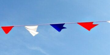 Volunteers seek red, white and blue fabric to make Heritage Day bunting. Picture: Ziggy2012 via Pixabay