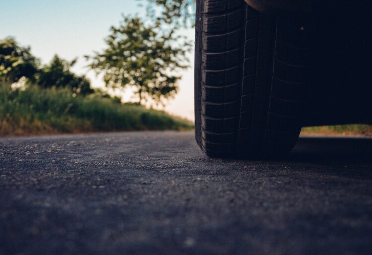 Car Picture: Pixabay