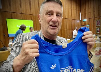 Mark Ahwell with Kevin Keegan's vest. Pic: Andrew Batt.