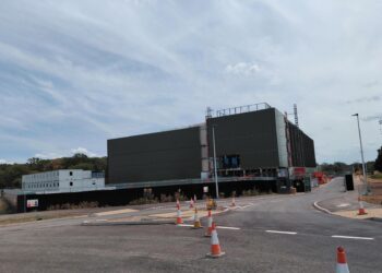 The Natural History Museum Unlocked, which is being built near the M4 at Thames Valley Science Park in Shinfield. Credit: James Aldridge, Local Democracy Reporting Service