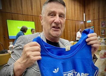 Mark Ahwell with Kevin Keegan's vest. Pic: Andrew Batt.