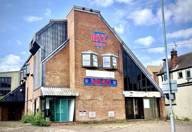 The former Ritz cinema is set to be purchased by the Wokingham Islamic Centre, Picture: Andrew Batt.