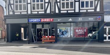 Sports Direct in Wokingham. Pic: Andrew Batt.