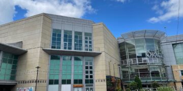 The former House of Fraser department store at The Oracle. A glass atrium at roof level is set to be removed. Credit: James Aldridge, Local Democracy Reporting Service