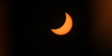 People are advised to protect eyes and cut back on energy use during the eclipse this evening. Picture: Markito via Pixabay