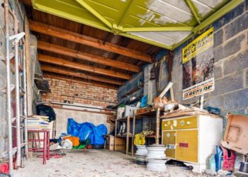 The garage in St Paul's Gate.
