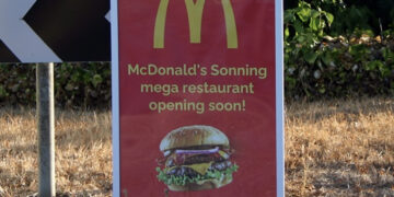 The signs in Sonning.