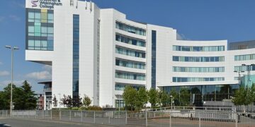 Bracknell and Wokingham College, picture: Lewis Hulbert via Wikimedia Commons