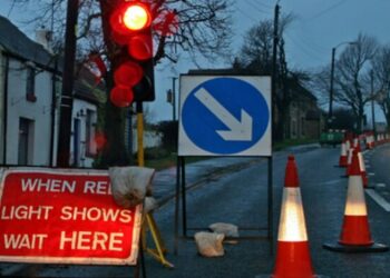 Temporary traffic lights