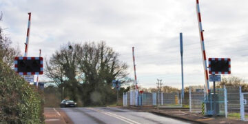 The level crossing at Star Lane in Wokingham, which will temporarily close for this phase of works.